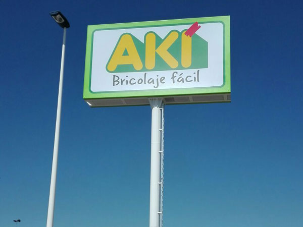 Fabricación monoposte cajon retroiluminado