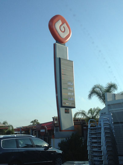 Galp - Fabricación de totem publicitarios