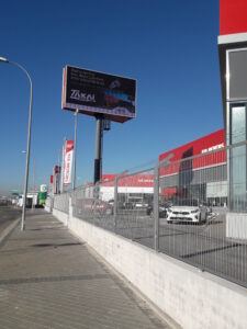 monoposte pantalla led