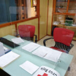 mampara proteccion oficina