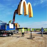 Montanje monoposte Mcdonalds